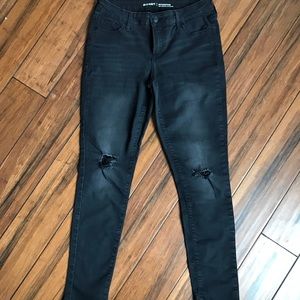 Old Navy Rockstar Distressed Black mid-rise Jeans